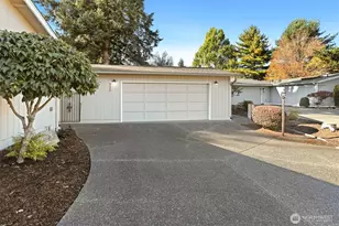 922 240th Pl SW, Bothell, WA 98021 - Photo 33