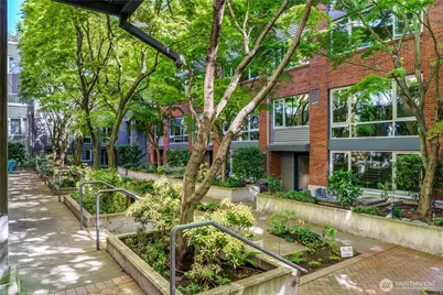 530 Broadway E #314, Seattle, WA 98102 - Photo 9