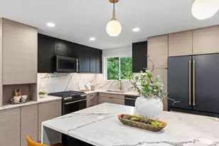 10925 NE 117th Pl, Kirkland, WA 98034 - Photo 7