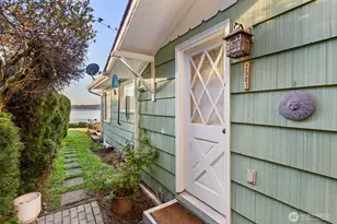 2501 43rd Ave NW, Olympia, WA 98502 - Photo 5