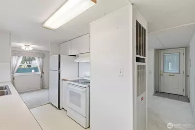 5222 70th Ave Ct E #21, Puyallup, WA 98371 - Photo 5