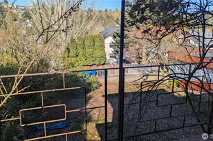 3631 32nd Ave W, Seattle, WA 98199 - Photo 11