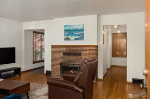 1821 N 47th St, Seattle, WA 98103 - Photo 11