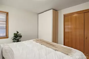 1821 N 47th St, Seattle, WA 98103 - Photo 13