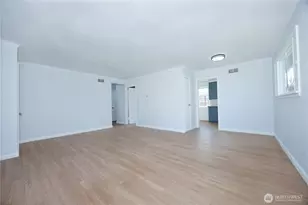 1534 E Section St, Mount Vernon, WA 98274 - Photo 7