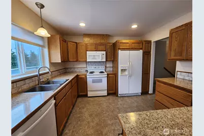 2919 Viewmont Place, Camano Island, WA 98282 - Photo 23