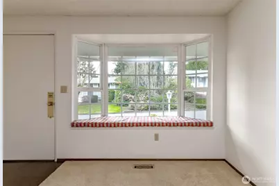 32334 9th Avenue S, Federal Way, WA 98003 - Photo 3