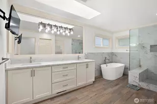 18451 NW Village Park Dr, Issaquah, WA 98027 - Photo 19