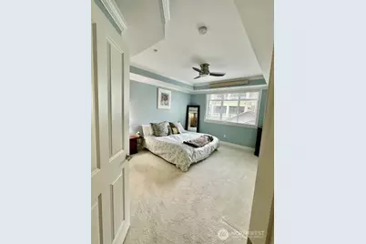 23943 NE 115th Lane #204, Redmond, WA 98053 - Photo 13