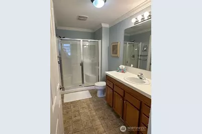 23943 NE 115th Lane #204, Redmond, WA 98053 - Photo 9