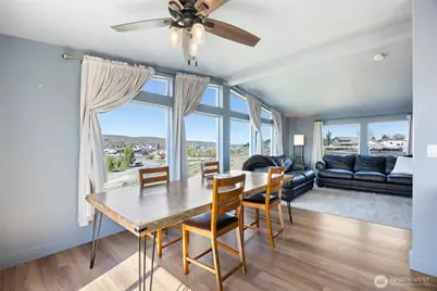 403 Hilltop Drive, Ephrata, WA 98823 - Photo 11