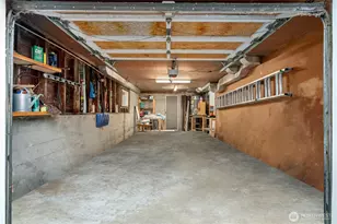 11007 Alton Ave NE, Seattle, WA 98125 - Photo 23