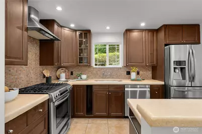 11007 Alton Avenue NE, Seattle, WA 98125 - Photo 11