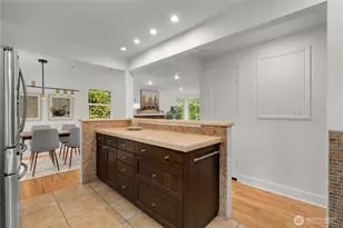 11007 Alton Ave NE, Seattle, WA 98125 - Photo 13