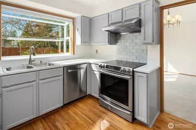 3603 254th Avenue SE, Sammamish, WA 98029 - Photo 9