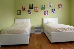 1921 44th Ave SW, Seattle, WA 98116 - Photo 9