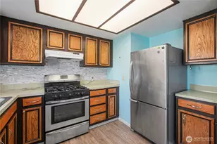 7532 14th Ave NE, Olympia, WA 98516 - Photo 3