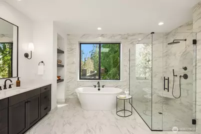 14030 NE 6th Place, Bellevue, WA 98007 - Photo 17