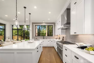 14030 NE 6th Place, Bellevue, WA 98007 - Photo 7