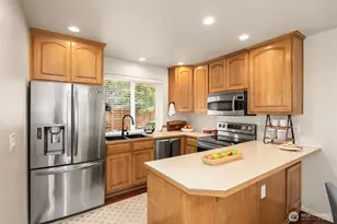 7803 196th St SW, Edmonds, WA 98026 - Photo 11