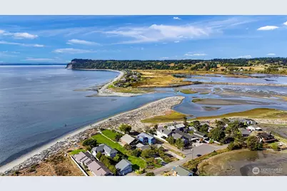 2402 Sunlight Beach Road, Clinton, WA 98236 - Photo 29