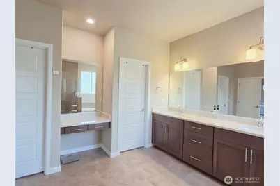 12911 Emerld Ridge Boulevard E, Puyallup, WA 98374 - Photo 19