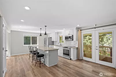 10510 200th Avenue Ct E, Bonney Lake, WA 98391 - Photo 9