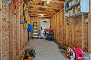 10510 200th Ave Ct E, Bonney Lake, WA 98391 - Photo 37