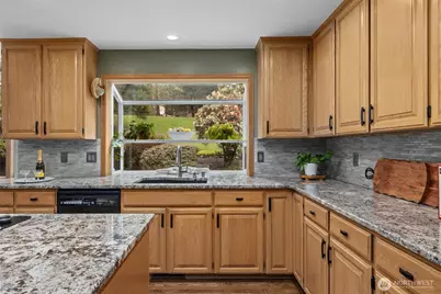 5920 228th Avenue NE, Redmond, WA 98053 - Photo 13