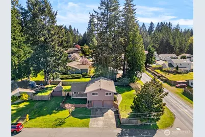 6801 Husky Way SE, Lacey, WA 98503 - Photo 3