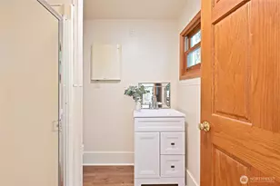 318 18th Ave E, Seattle, WA 98112 - Photo 13