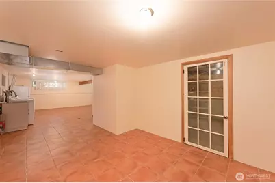 318 18th Avenue E, Seattle, WA 98112 - Photo 33