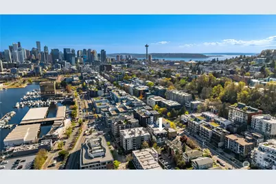 755 Hayes Street, Seattle, WA 98109 - Photo 37