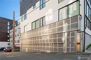 755 Hayes St, Seattle, WA 98109 - Photo 33