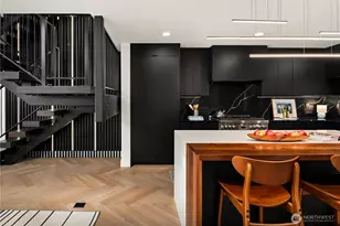 755 Hayes St, Seattle, WA 98109 - Photo 11