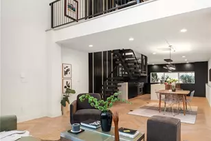 755 Hayes St, Seattle, WA 98109 - Photo 5