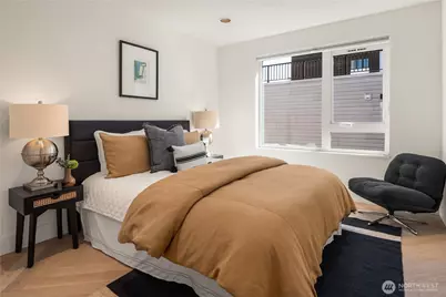 755 Hayes Street, Seattle, WA 98109 - Photo 19