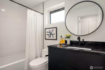 755 Hayes Street, Seattle, WA 98109 - Photo 21