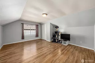 810 98th St S, Tacoma, WA 98501 - Photo 21