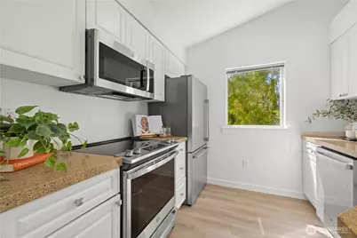 11510 12th Avenue W #C301, Everett, WA 98204 - Photo 13