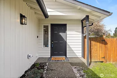 4926 Forest Drive, Everett, WA 98203 - Photo 3