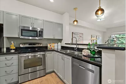 111 108th Avenue NE #A312, Bellevue, WA 98004 - Photo 11