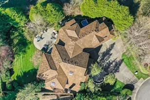 2441 278th Ct SE, Sammamish, WA 98075 - Photo 3