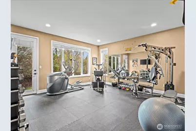 2441 278th Court SE, Sammamish, WA 98075 - Photo 33