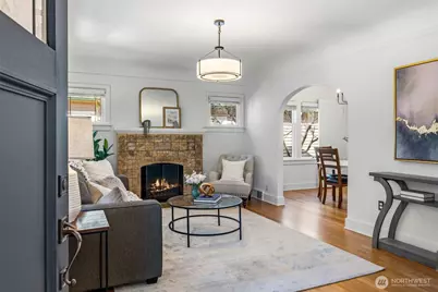 1906 44th Avenue SW, Seattle, WA 98116 - Photo 3