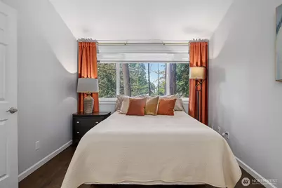 9165 45th Avenue SW #6, Seattle, WA 98136 - Photo 3
