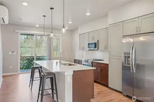 13730 Manor Way, Lynnwood, WA 98087 - Photo 9