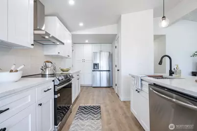 29004 18th Avenue S, Federal Way, WA 98003 - Photo 9