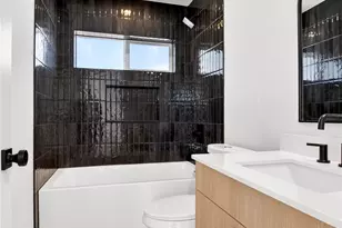 14321 Interlake Ave N, Seattle, WA 98133 - Photo 15