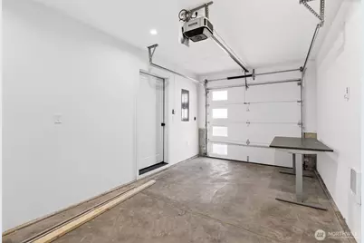 14321 Interlake Avenue N #B, Seattle, WA 98133 - Photo 17